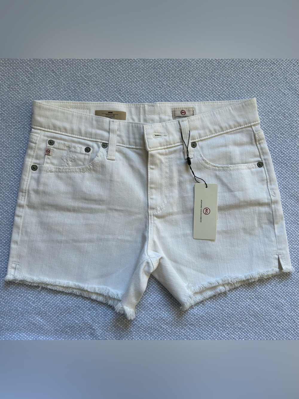 AG Jane White Denim Shorts Raw Hem Button Fly NWT Size 26 Classic Fit